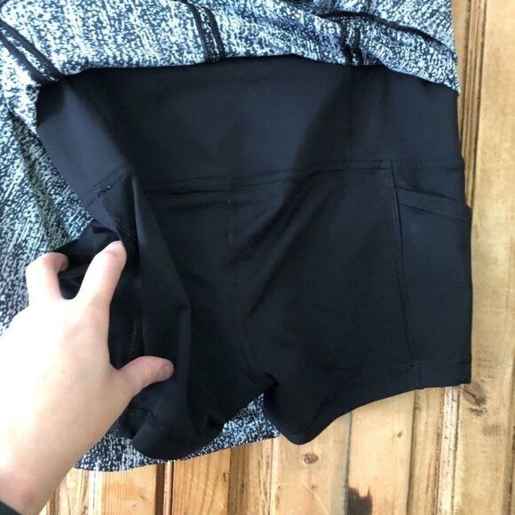 Lululemon 4 Lost In Pace Skirt Air Time White Black Skort - Picture 6 of 7